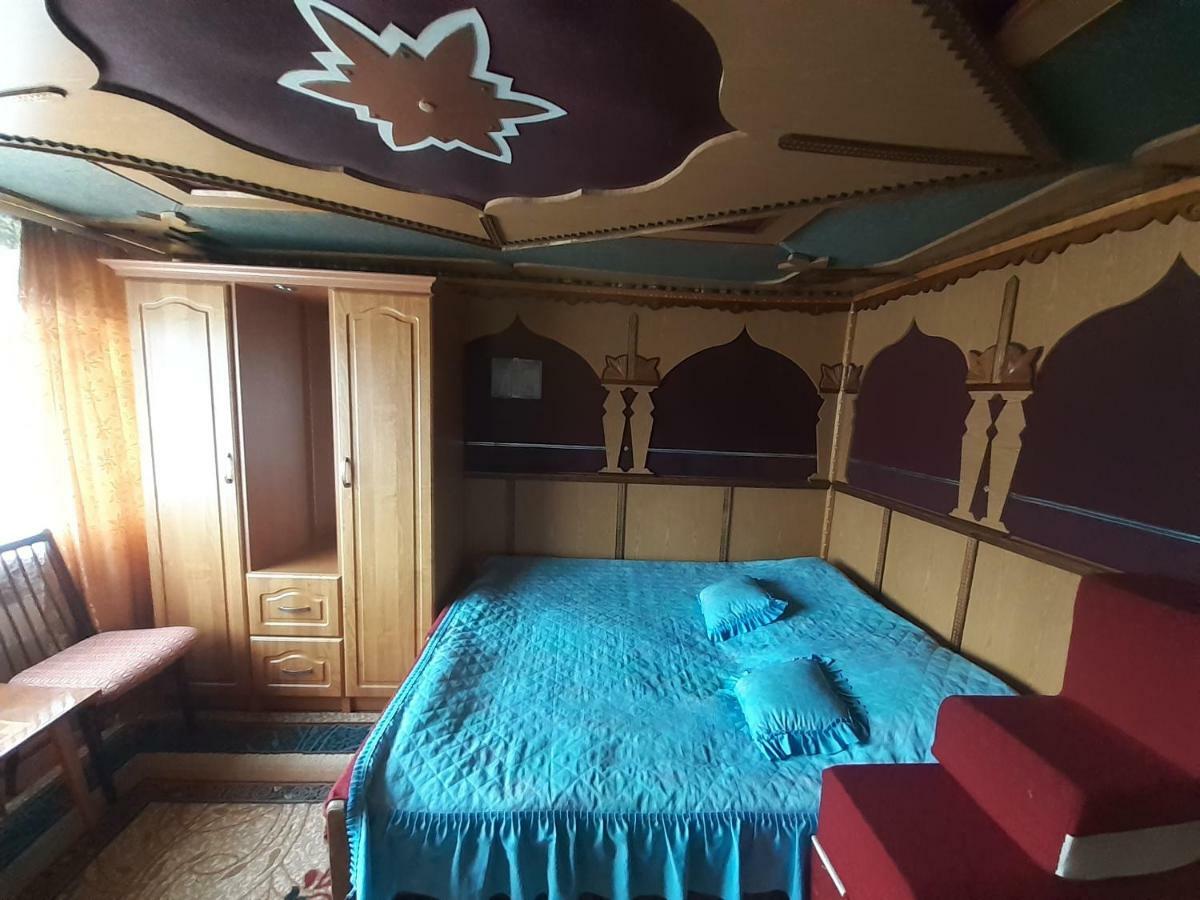 Kатруся Hotel Jaremtsje Buitenkant foto