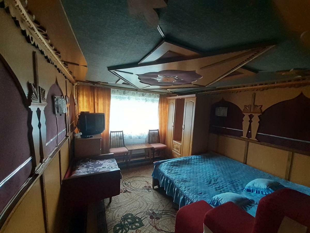 Kатруся Hotel Jaremtsje Buitenkant foto